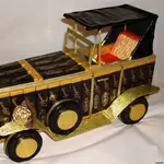 Необычные сладкие подарки-букеты из конфет.