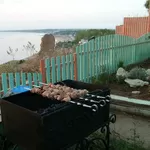 Дача на берегу моря. 1-я линия. Меняю или продам.