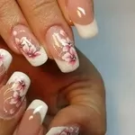 Наращивание ногтей акрил/гель,  все виды маникюра Киев