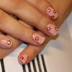 Маникюр по низкой цене Киев Выдубичи