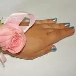 Браслет из живых цветов