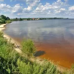 Участок на берегу Киевского моря (по линии воды)