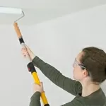 Покраска потолка стен Поклейка обоев