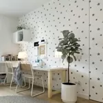 Поклейка шпалер 100 грн