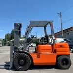 Навантажувач вилковий Mitsubishi на 15 великих нових колесах пневмо