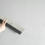 Шпаклевка стен потолков 