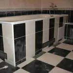 Укладка керамической тплитки. Плиточные работы любой сложности.