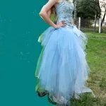 продам свое выпускное платье,  в хорошом состоянии, одевалось ОДИН раз