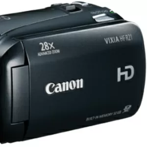 Великолепный камкордер Canon HF M40