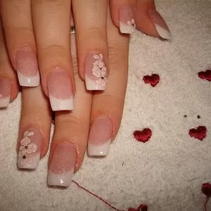 Макстер маникюра, педикюра, наращивание и укрепление