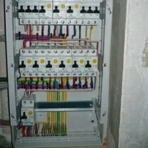 Электромонтаж разводка проводки услуги электрика