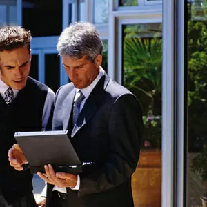 Развитие сети косметических центров.