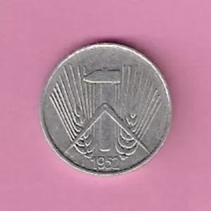 Продаю монету 1 пфенниг ГДР,  1952 год. 