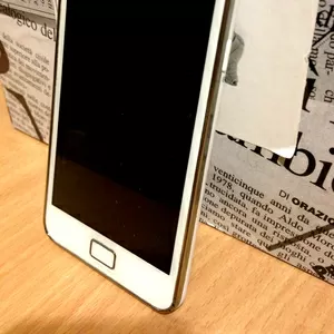 Продам Samsung Galaxy S2(GT-I9100) 16Gb White 3150грн.торг уместен