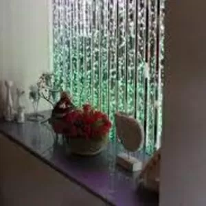 Пузырьковые панели и колонны,  водопады по стеклу