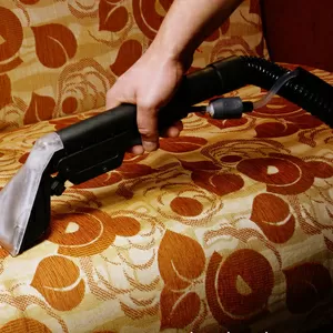 Химчистка мягкой мебели у Вас дома. Скидки! 