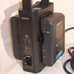 Двойное зарядное устройство SONY BC-L50