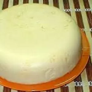 Твердый сыр с коровьего молока