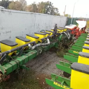 Сеялка точного высева пневматическая JOHN DEERE 1710