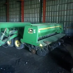 Сеялка механическая JOHN DEERE 455 с удобрениями