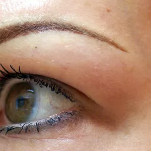 Очень красивый татуаж лица. Качественные материалы.