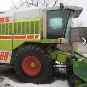 Комбайн CLAAS mega 208