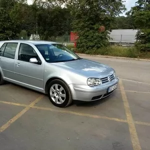 Продам отличный автомобиль VW GOLF,  1.6 2003