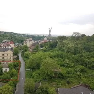 Участок на Печерске возле метро Дружбы Народов,  Киев.