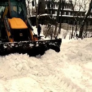 Уборка снега с вывозом в Городе Киев.