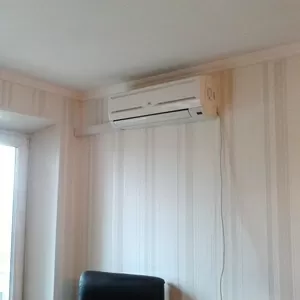 Поклейка шпалер Борщагівка Святошин Виноградар 