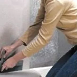 Поклейка шпалер Досвідчений майстер 