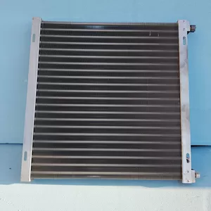 Радіатори (конденсатори) для комбайнів,  тракторів,  вантажівок,  легкови