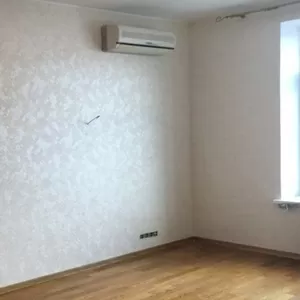 Поклейка шпалер Фарбування Шпаклівка 