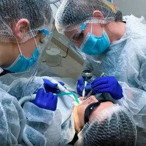 Високоякісне лікування зубів Позняки - послуги стоматологів