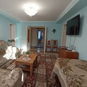  Сдаётся Своя без комиссионных 4-комнатная квартира в центре Киева