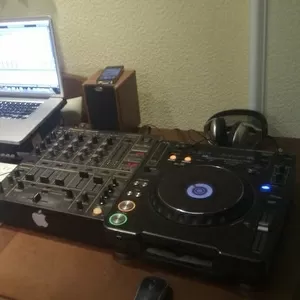 pioneer 1000 cdj mk3  пара,   и pioneer djm 600 всьо вместе 2000у.о  ет