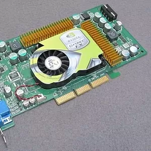 NVIDIA GeForce FX 5900XT 256mb