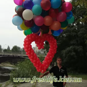  Воздушные шары всегда привлекают к себе внимание,  причем как детей,  так и 