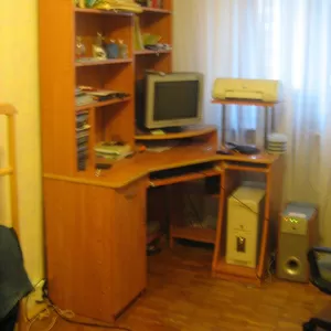 компютерный стол, мягкий уголок, двух ярусная кровать