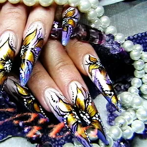 Наращивание ногтей! Недорого! 