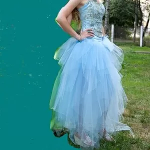 продам свое выпускное платье,  в хорошом состоянии, одевалось ОДИН раз