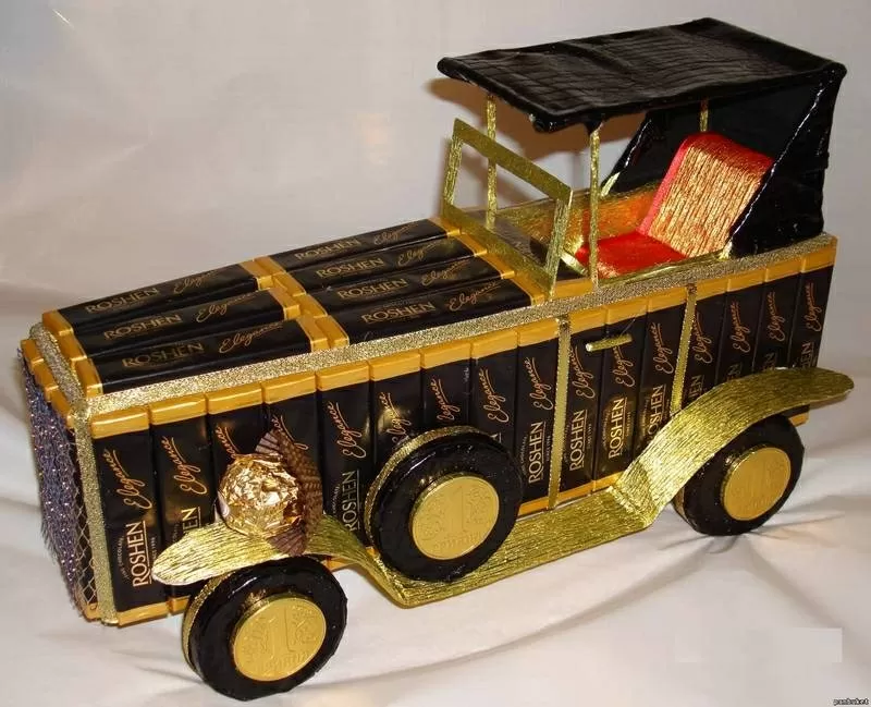 Необычные сладкие подарки-букеты из конфет.