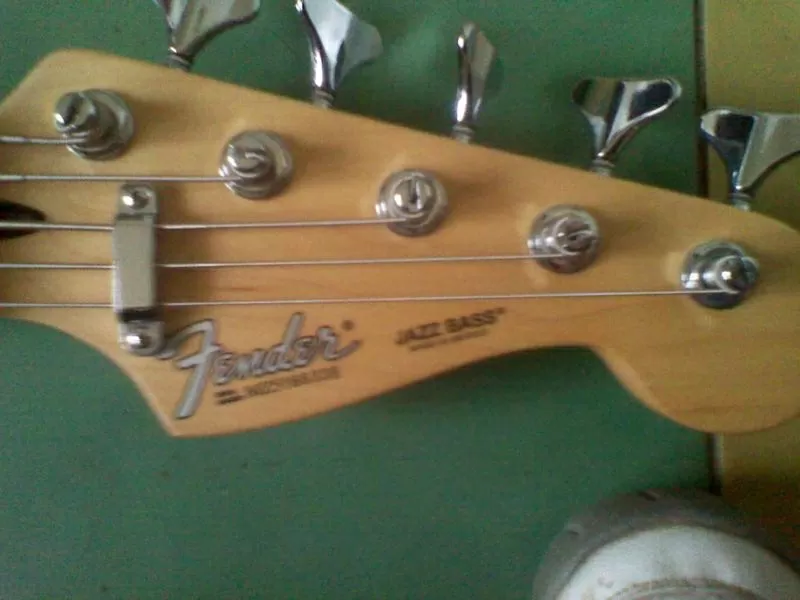 Бас гитара Fender Jazz Bass(5-ти струнный)пассив.(Mexico)т.0677631193 6