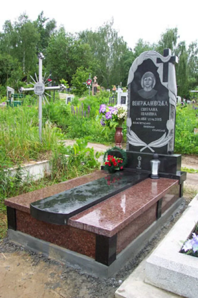 Памятники из гранита.Памятники из гранита Киев.