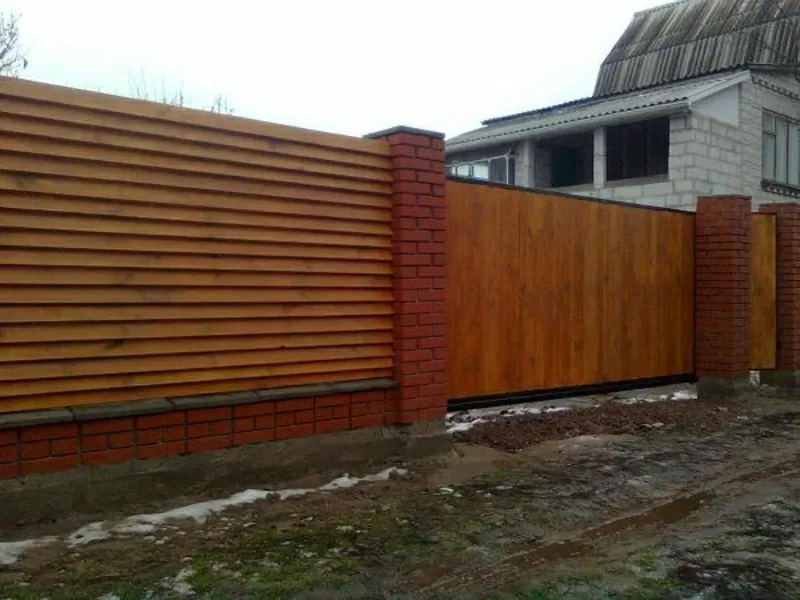 Заборы,  ограждения бетонные,  профильные,  каменные,  сетка-рабица,  воро  4