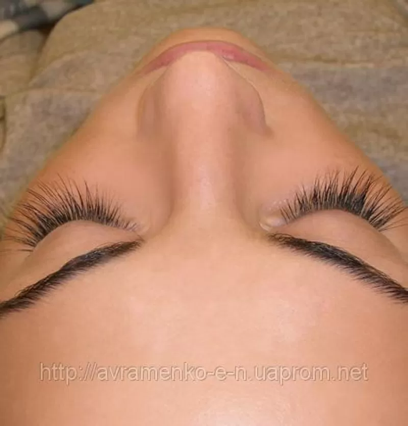 Наращивание ногтей и ресниц высококачественными материалами 2