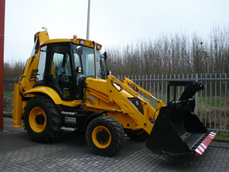 Продам колесный экскаватор JCB 3CX