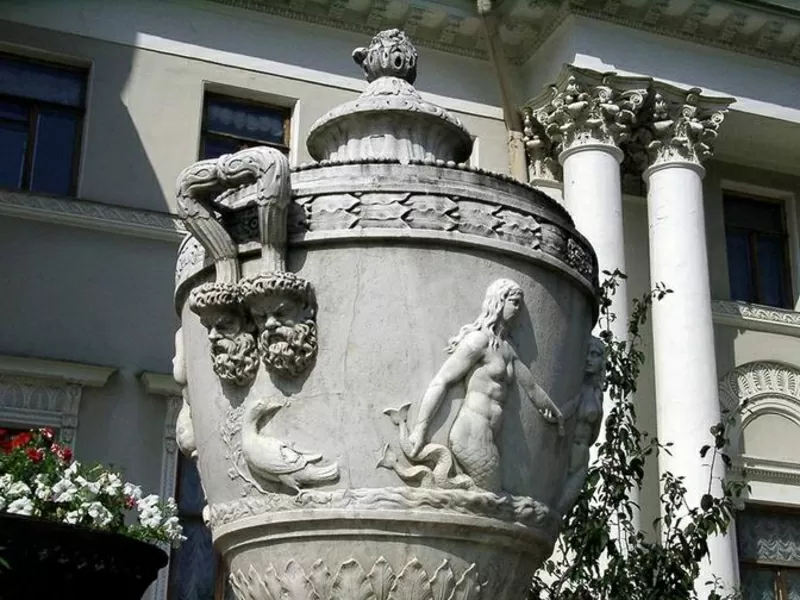 гипсовые изделие,  монтаж изготовление,  балясины,  розетки,  статуи 2