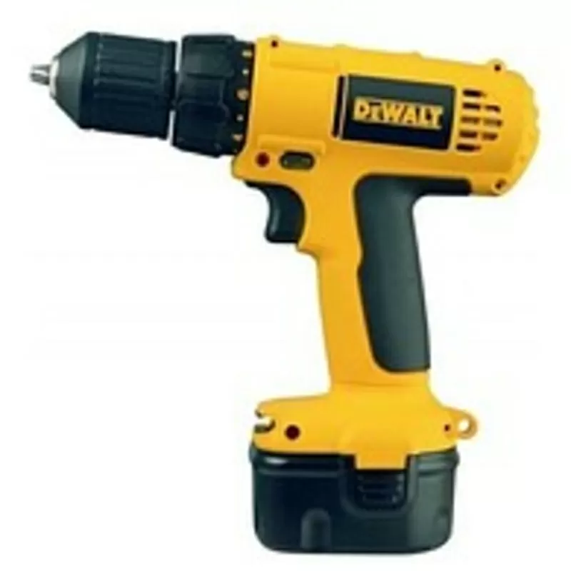 Дрель-шуруповерт DeWalt DC740KA