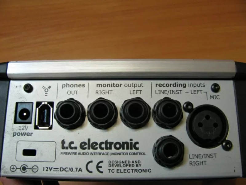 Продам T.C. Electronic Desktop Konnekt 6 4